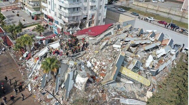زلزله ترکیه؛ چگونه یک زن خانه دار به حقیقت فروریختن خانه پسرش پی برد